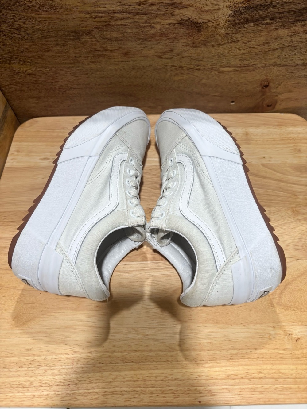 Vans casual sneakers in white, size Women’s 6 US / Men’s 4.5